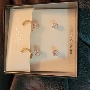 Peermont Jewelry 3 pairs of Earrings